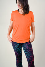 Load image into Gallery viewer, Relaxed Fit Short Sleeve Shirt