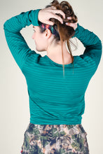 Load image into Gallery viewer, Loose Fit Breathable Long Sleeve Shirt